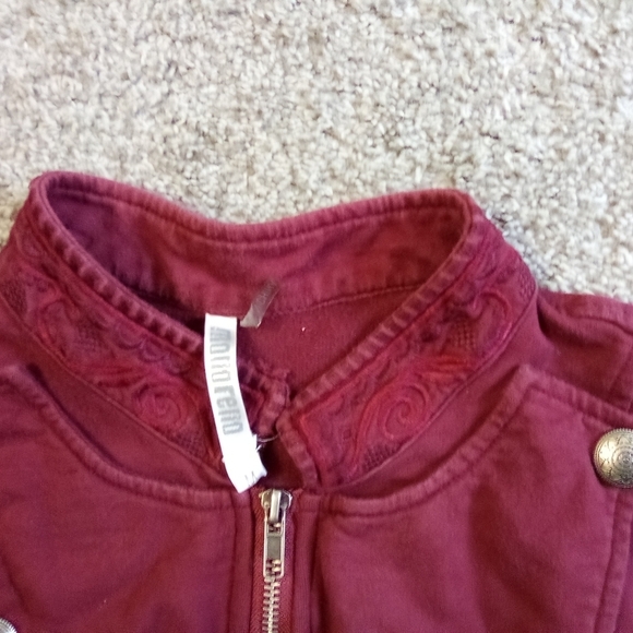 Motio Reno Coat - Picture 5 of 7